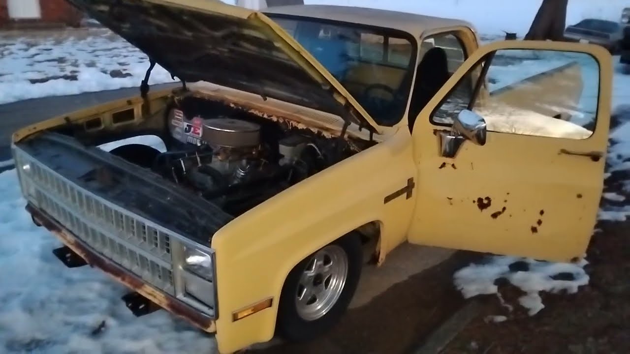Старый Йеллер снова на ходу. Наконец-то прогрелся. Chevrolet C-10 1984 года.