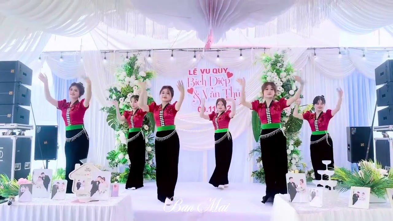 Hương Nắng Ngày Xuân - Nhóm Múa Ban Mai 