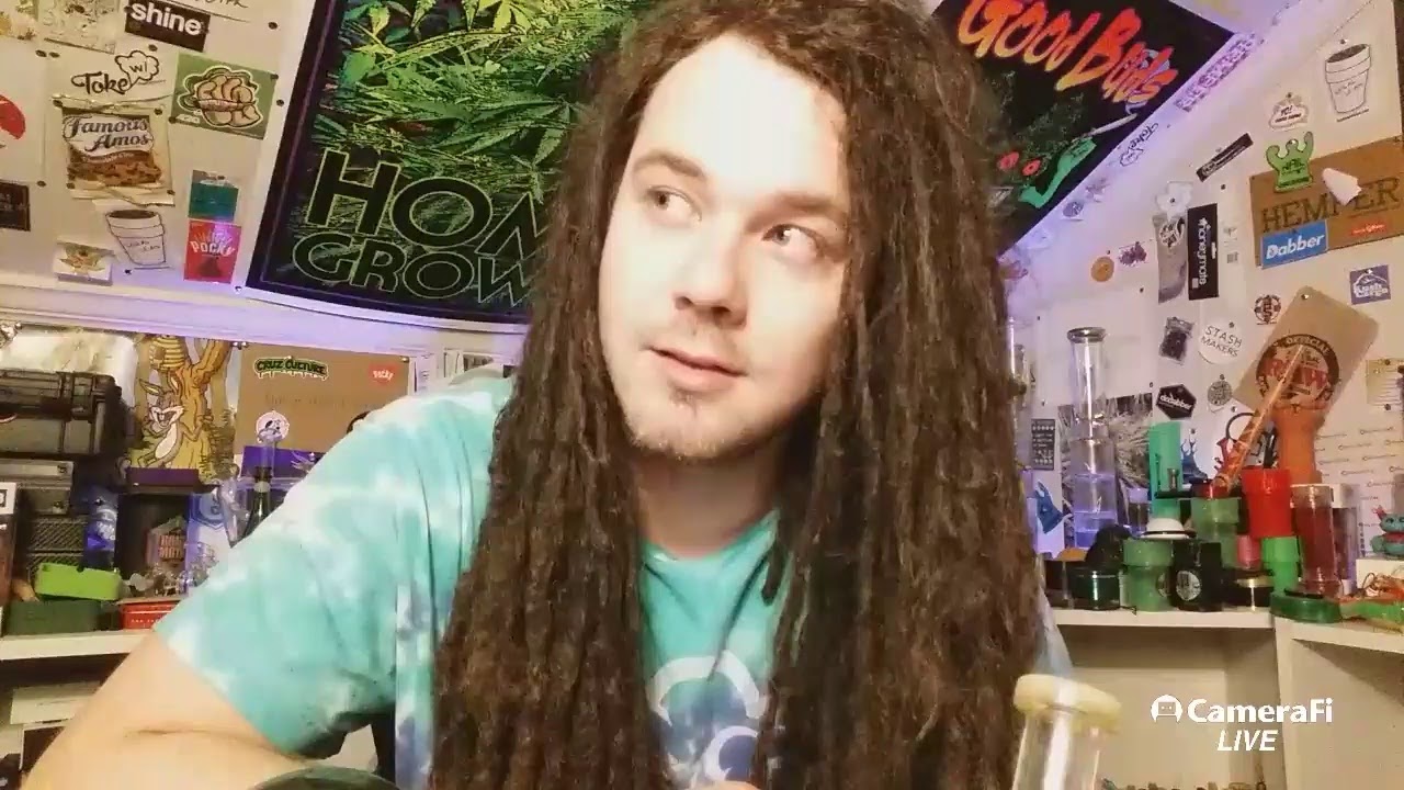 ROLLING UP AN SMOKING A CLEAR JOINT LIVE