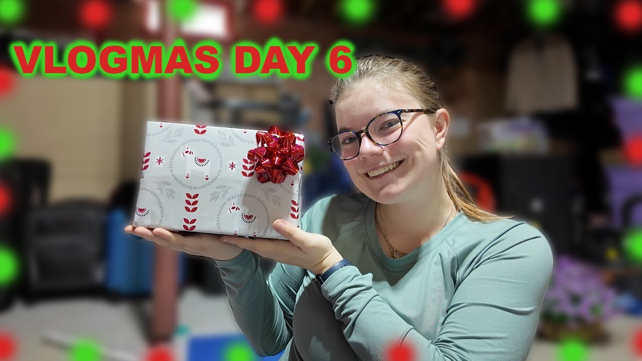 Wrapping my Girlfriends Gifts!! vlogmas day 6