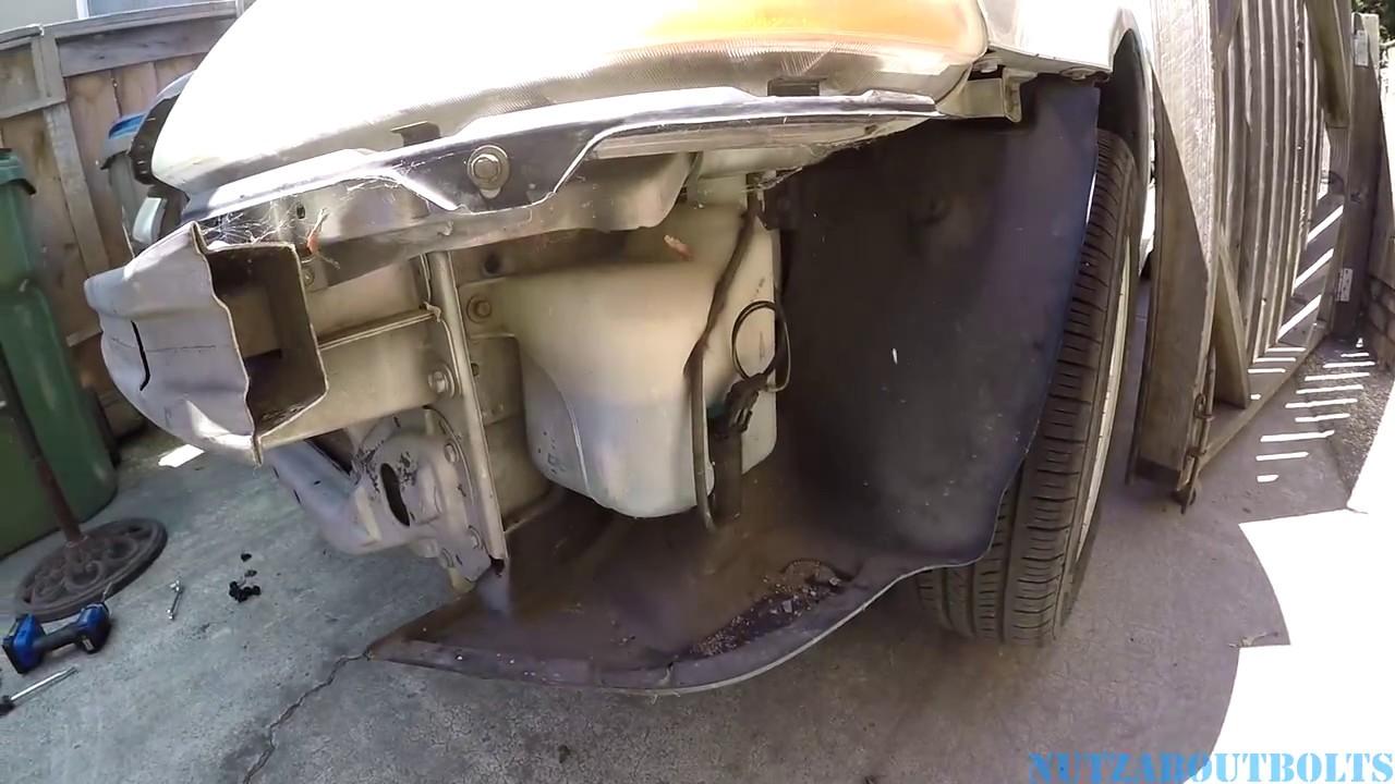 1996-2000 Honda Civic washer bottle remove and install