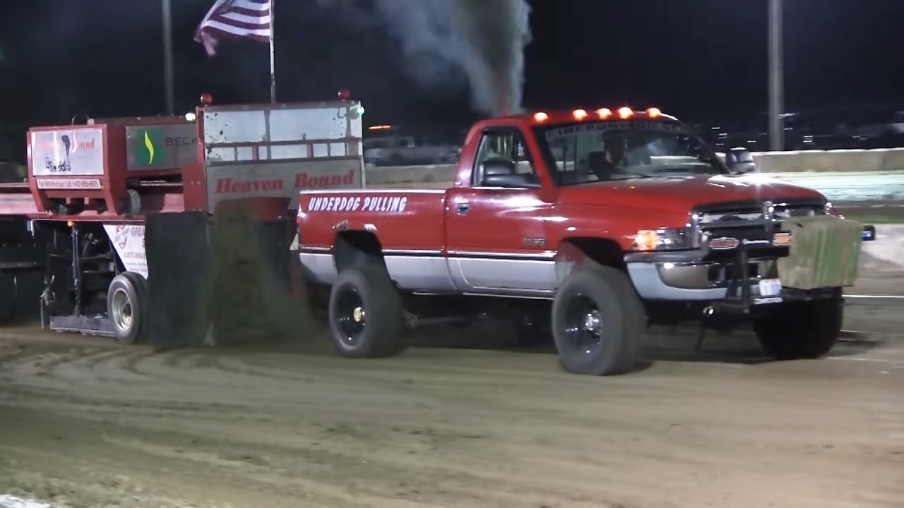 Central Illinois Truck Pullers - 2016 Macoupin County Fair - Carlinville, IL Truck Pulls