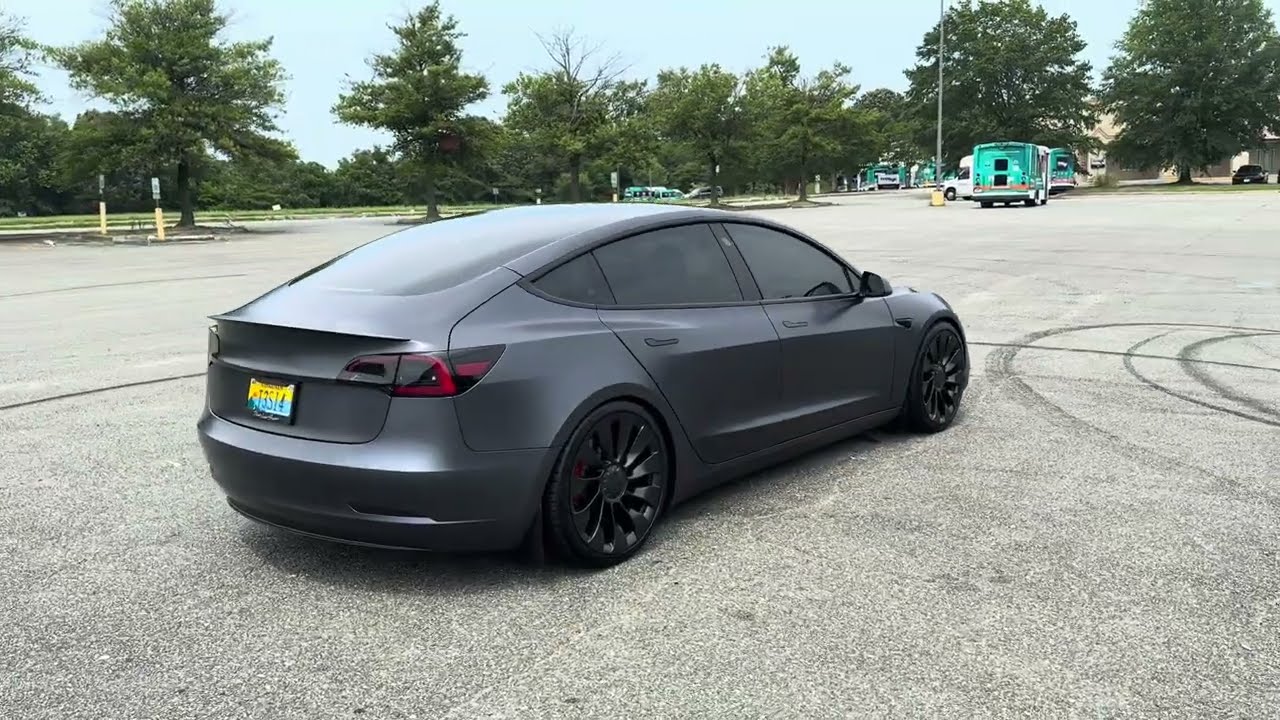 Walkaround: Model 3 Performance Spacers - 14/17mm on Tesla Factory 20