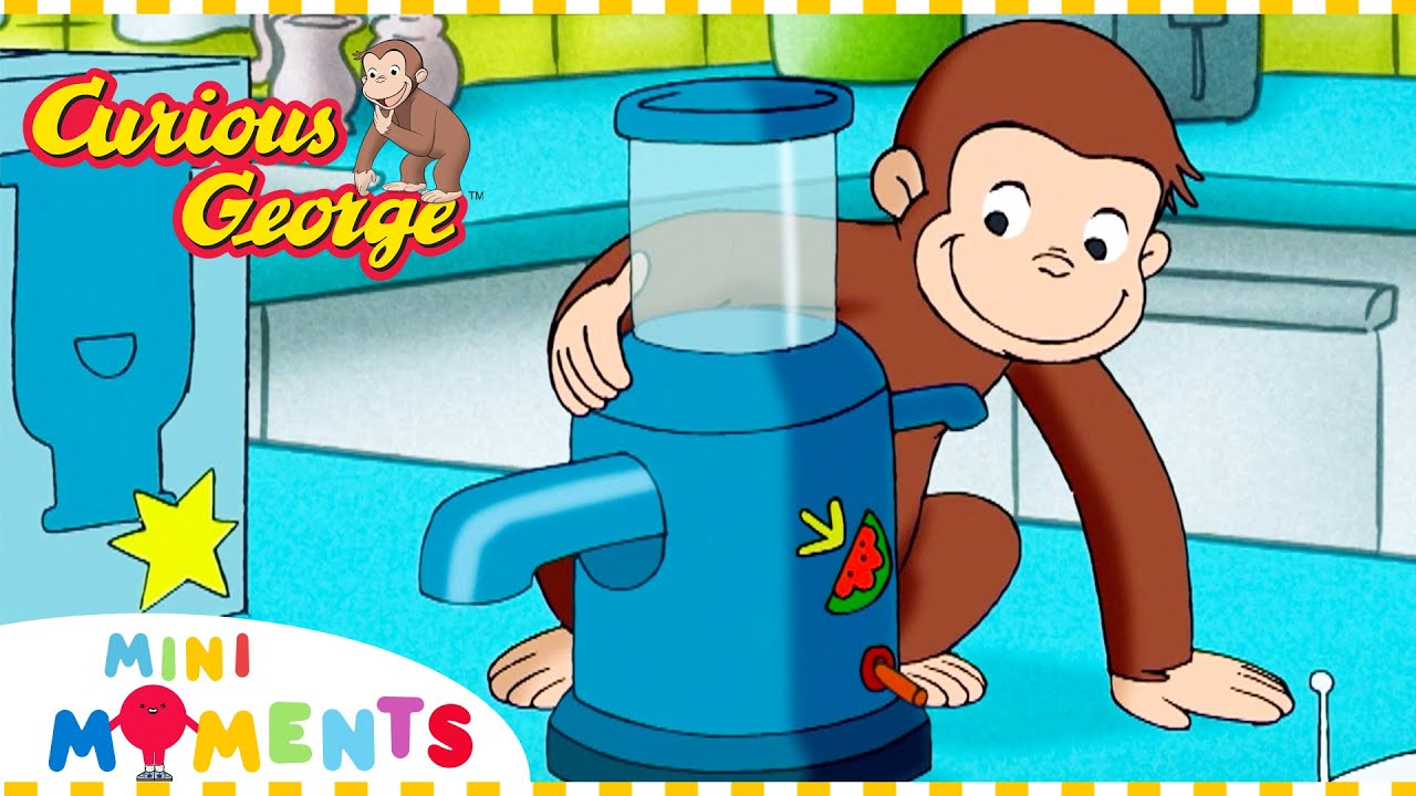 Making Fruit Juice! 🥤 | Curious George | Mini Moments