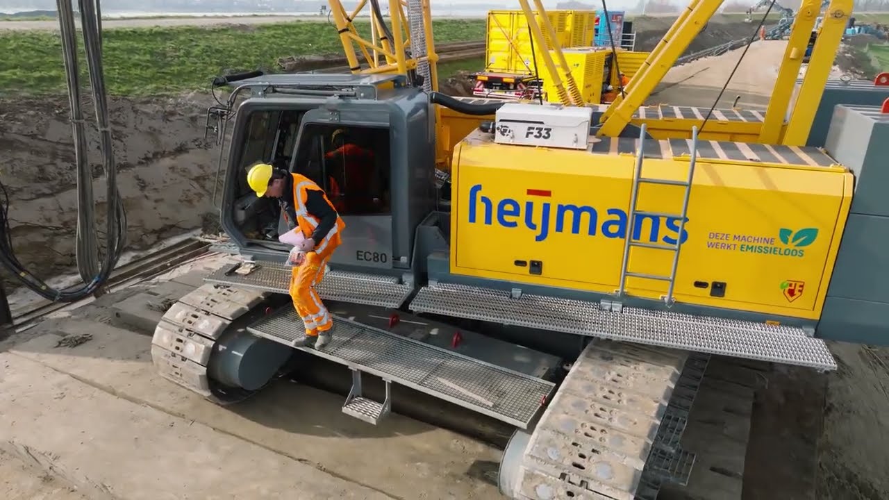 Volledig elektrisch damwanden trillen op project dijkversterking Gorinchem – Waardenburg