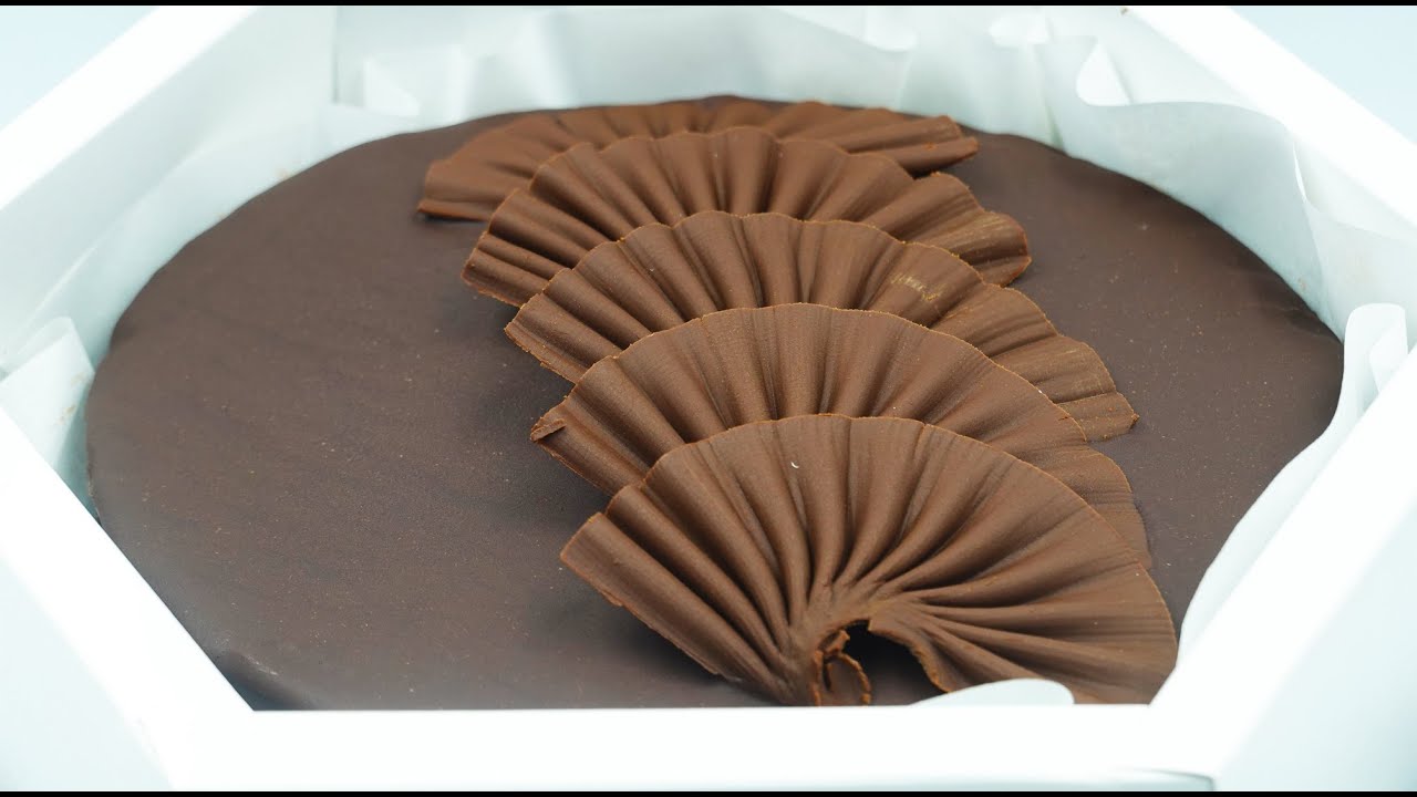 “Velvet Blackcurrant” Cake. Vatsak | Торт «Вельвет Чорносмородиновий». Вацак