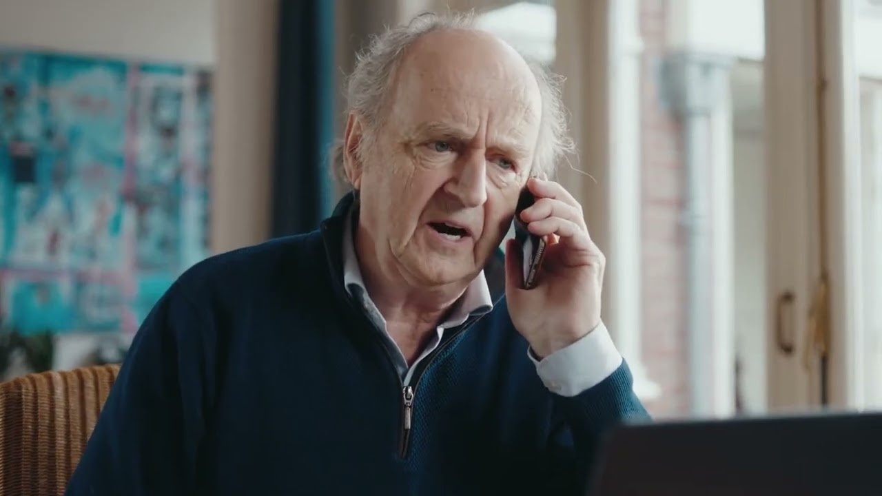Bij spoofing wordt er een trucje gebruikt om een andere identiteit aan te nemen.