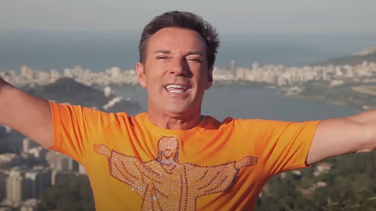 Gerard Joling - Rio (WK-single) (Officiële Videoclip)