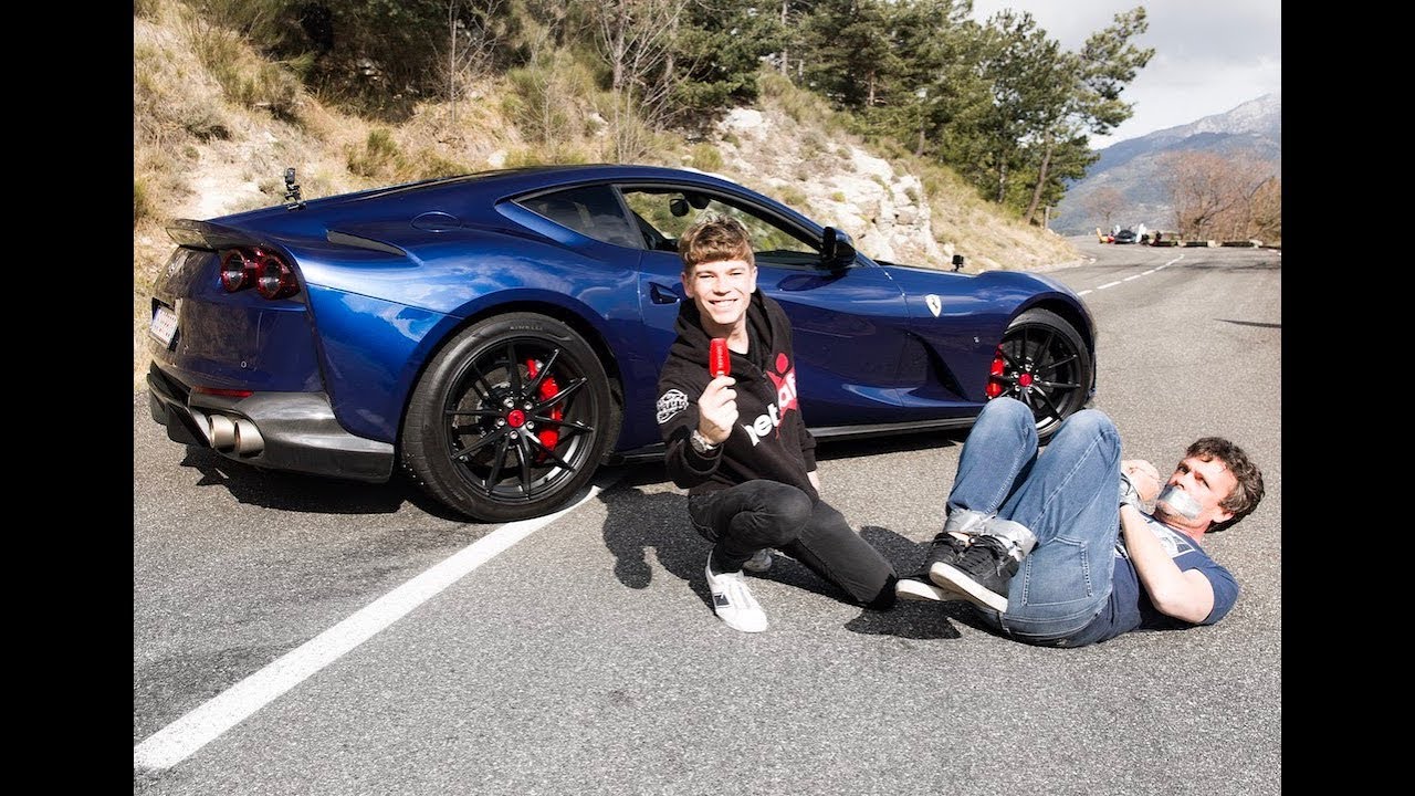 J'ai du kidnapper POG pour conduire sa FERRARI!