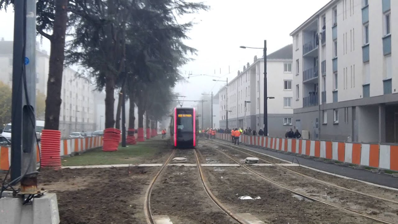 Tram de Tours : premiers tours de roue à Tours Nord - 12 novembre 2012