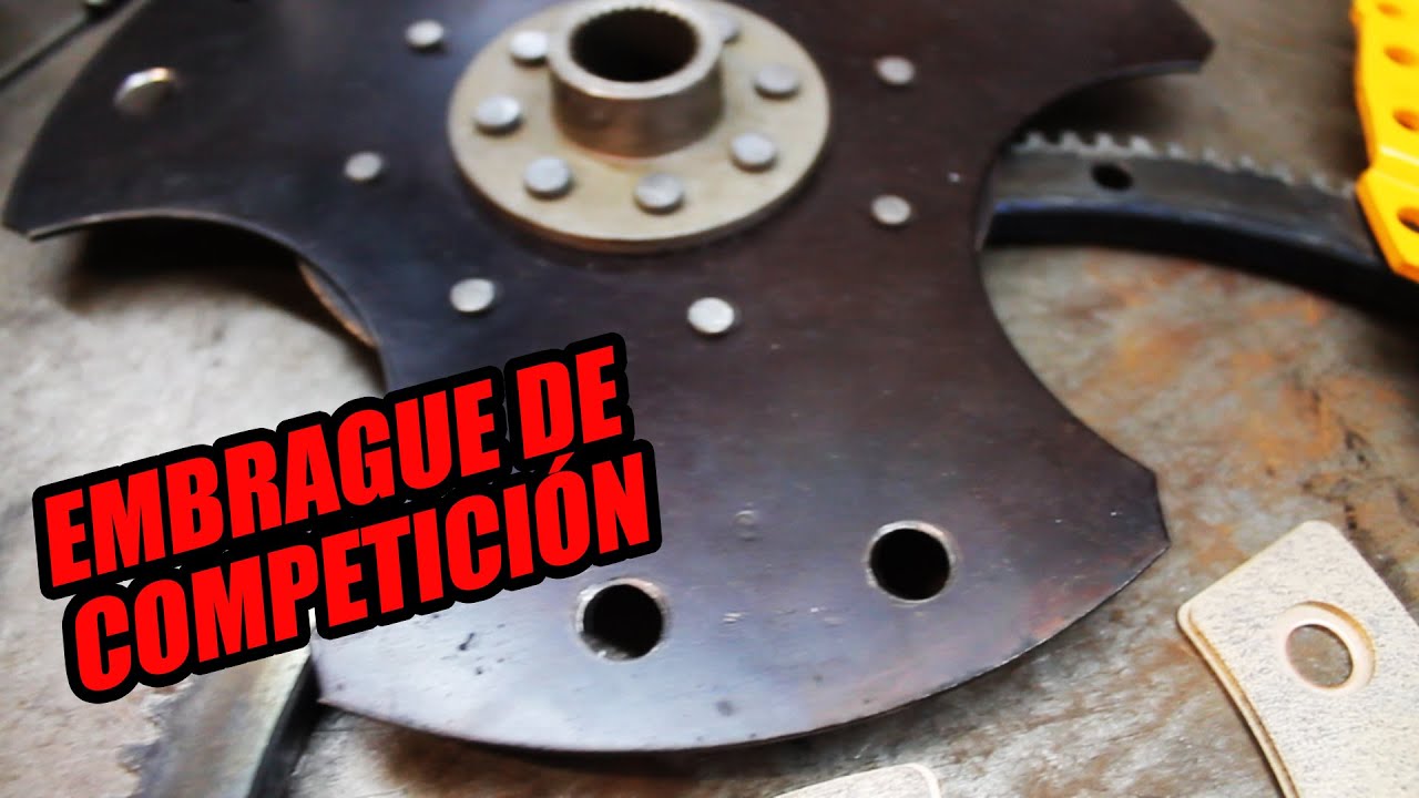 Fabricando el embrague en lo de MORETTI