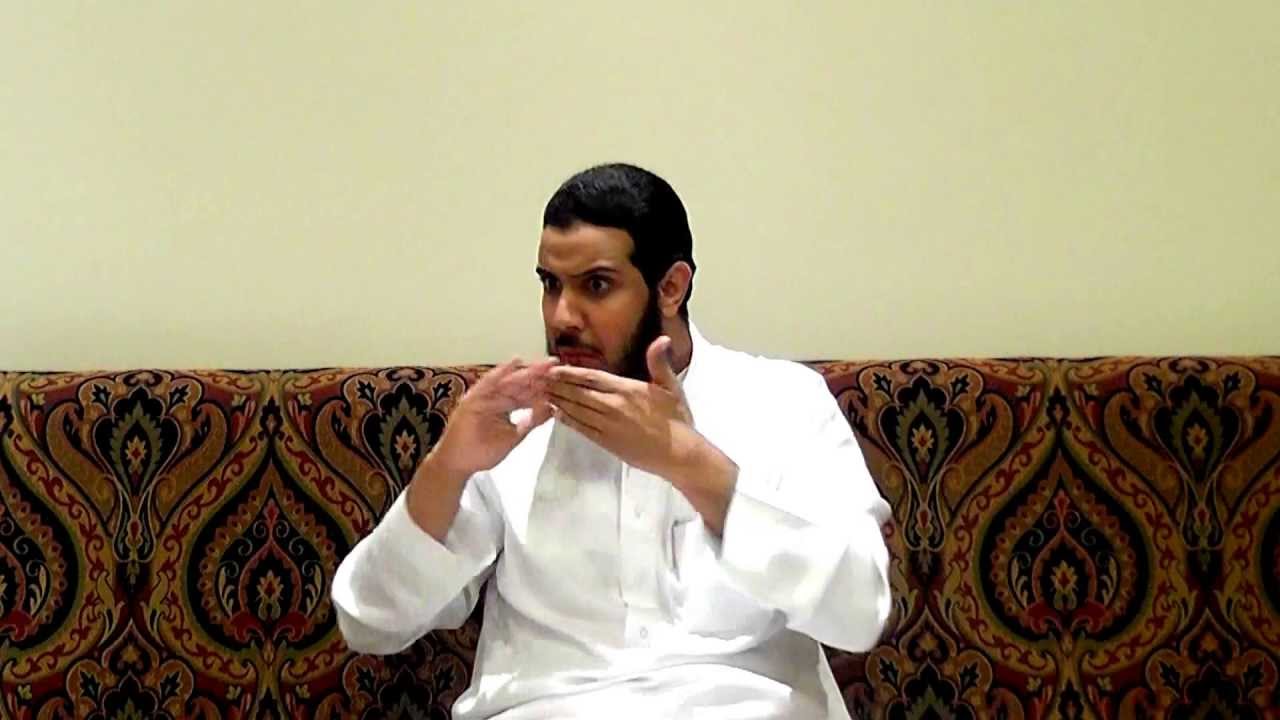 قصة رجل تعلق بشاب