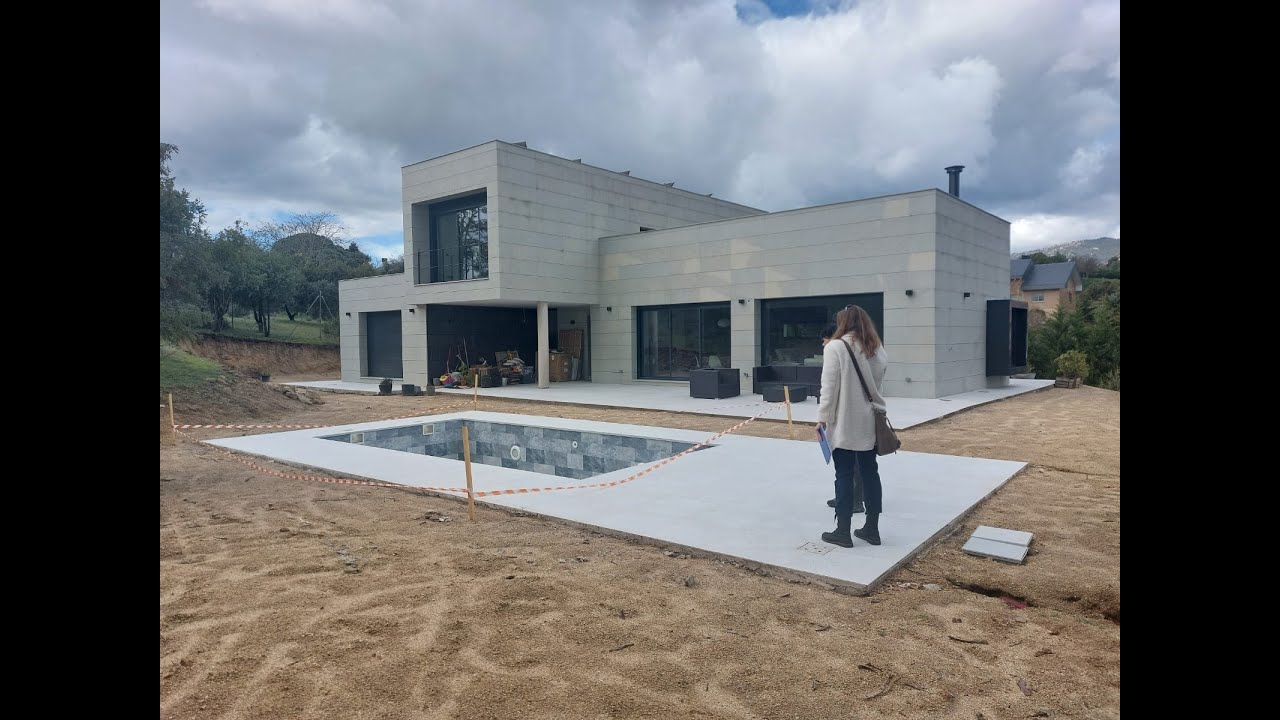 Transformación de un jardín mediterráneo🌿Sustainable Garden Makeover From Dry Slope to Soulful Oasis
