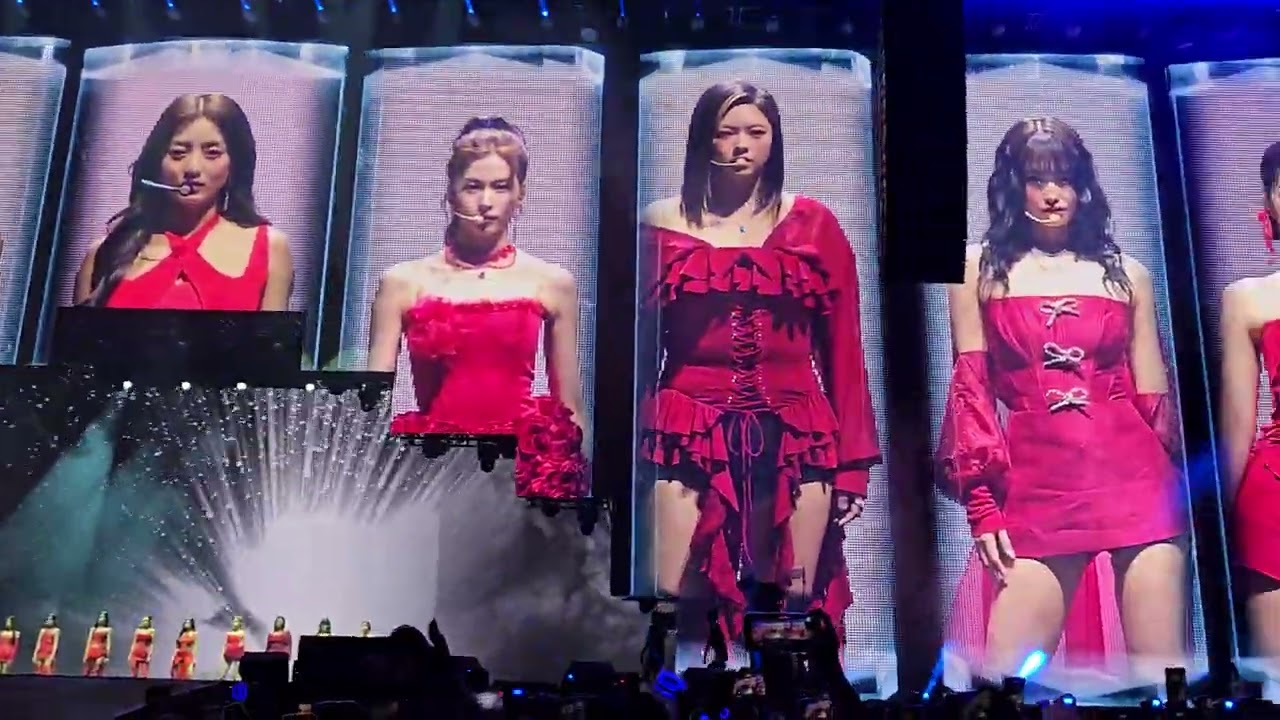 TWICE: Ready To Be Tour - Mexico Day 1 - Intro + SET ME FREE + I CAN'T STOP ME - 20240202