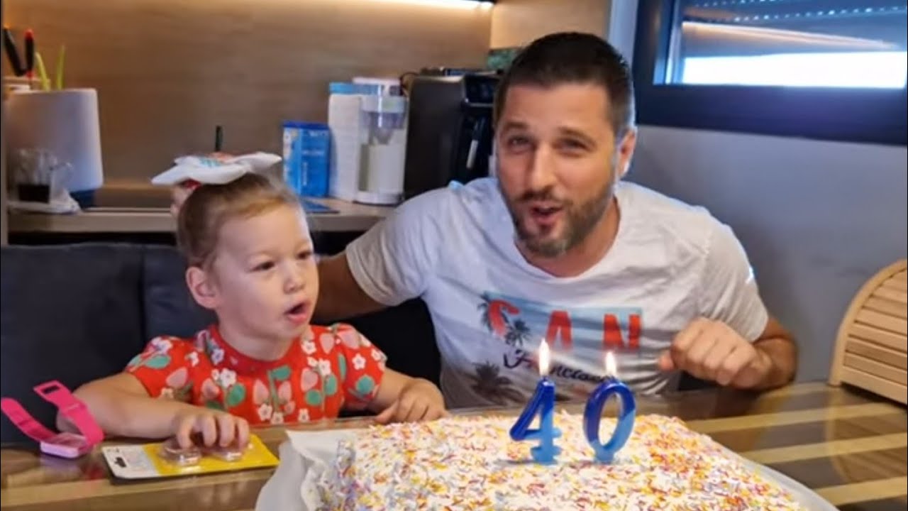 MOM TATI ZA ROĐENDAN!