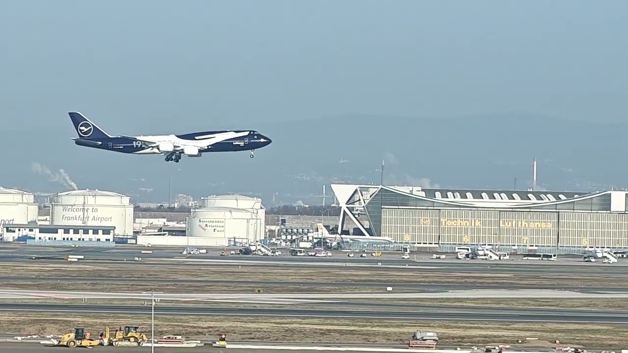 Lufthansa 747 100 year livery 