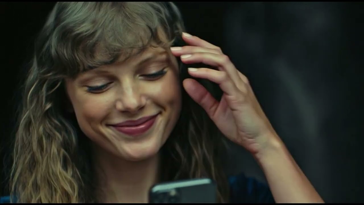Taylor swift - -This is me Unedited