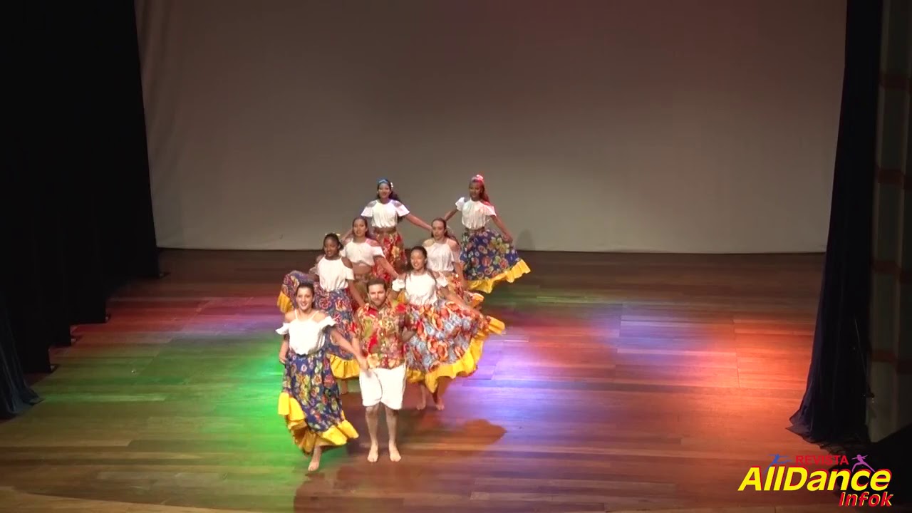 Coreografia Baião - Centro Cultural Puchalski