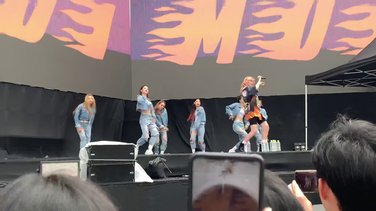 Lolo Zouai - Moi [Special Stage] (live in Paradise City, KOREA 8/15/19)