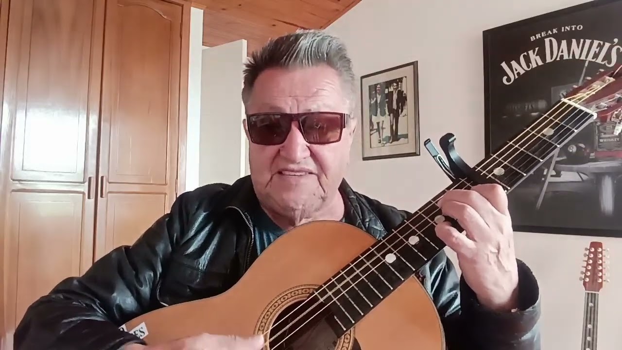 CANSADO DE VIVIR cover Chelo Silva 