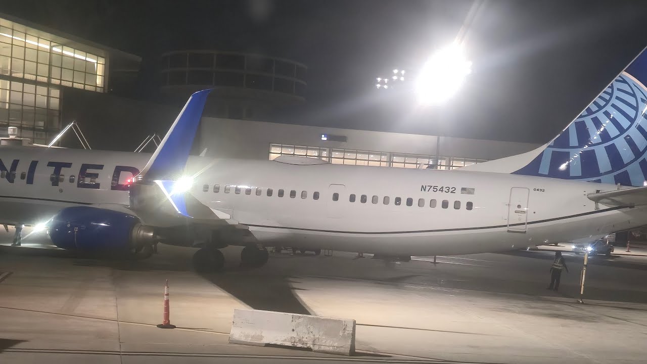 Live! Night Takeoff From Houston (IAH)