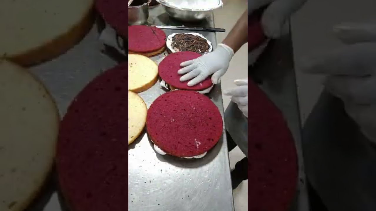 Redbee cake