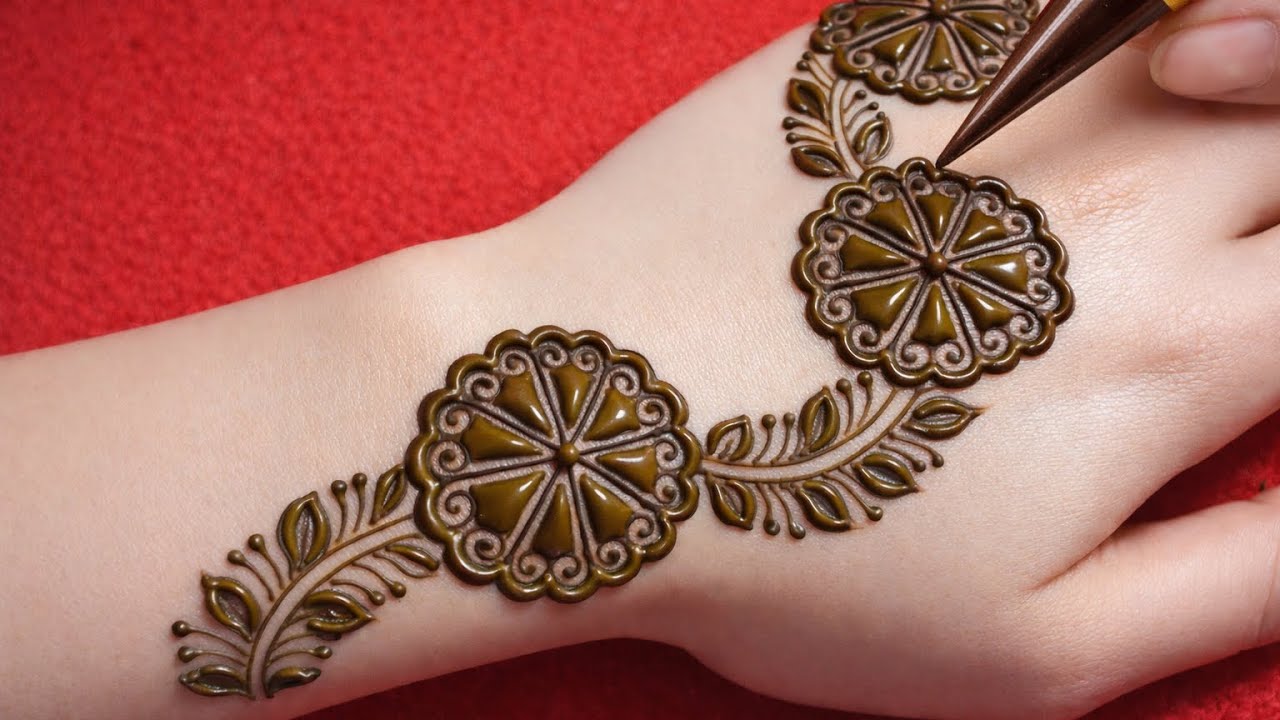 🌸 Easy Floral Back Hand Mehendi Design for Beginners | Simple & Beautiful