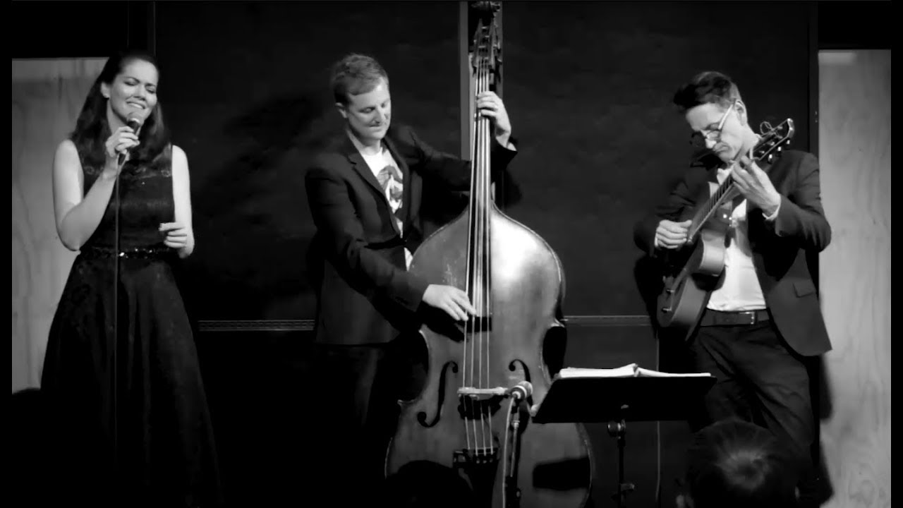Easy Street (Hetty Kate Trio featuring bassist Michael Story) 2017