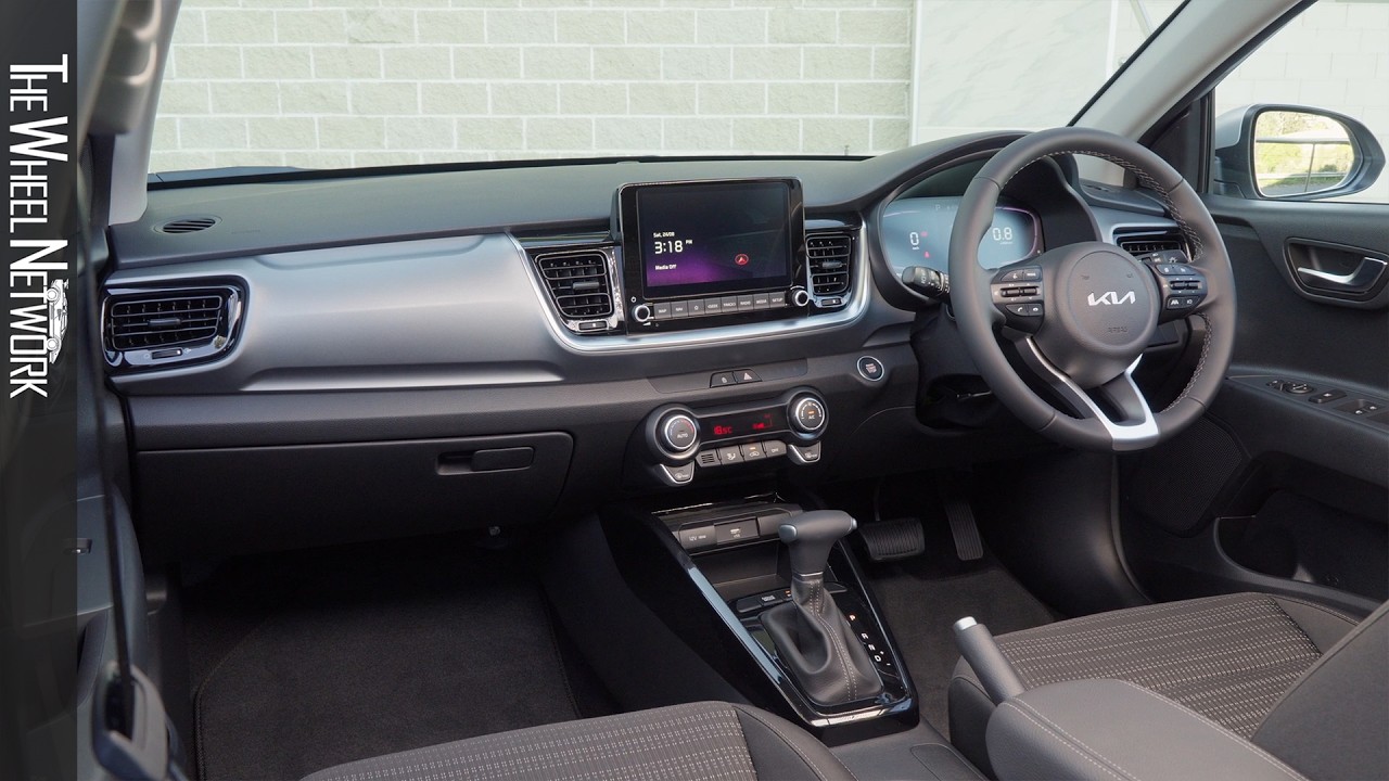 2025 Kia Stonic Sport | Sparkling Silver | Driving, Interior, Exterior (Australia)