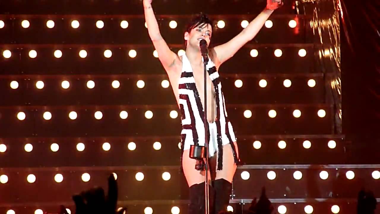 Fuck You Very Much, by Lily Allen (@ Lotto Arena, October 2009) [HD]