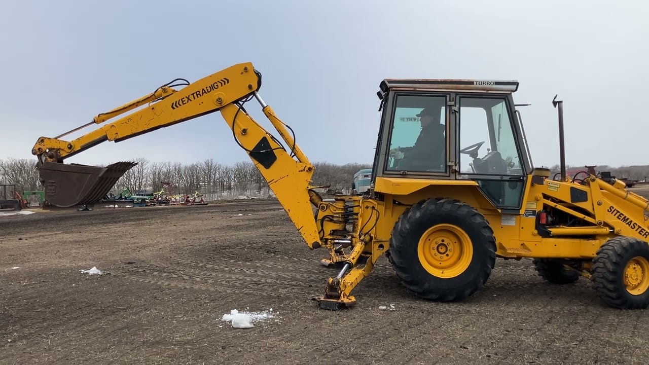K108. JCB Sitemaster backhoe, S/N SMVT4118/341633/7, Selling: March 23, 2026 @fraserauction.com