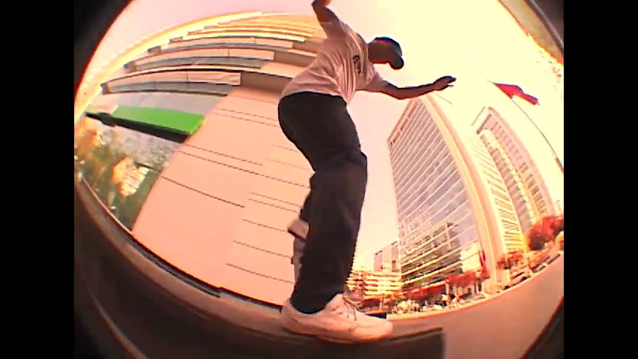 Claudio Donoso  -  Leftovers 2024 - 2025