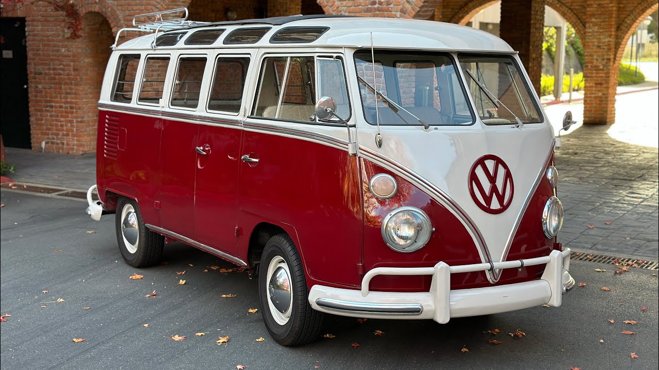 1967 VW 21 window micro Bus deluxe
