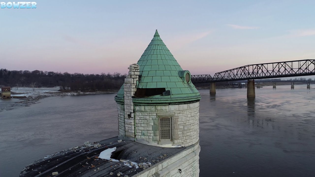Chain of Rocks Intake Towers Mississippi River