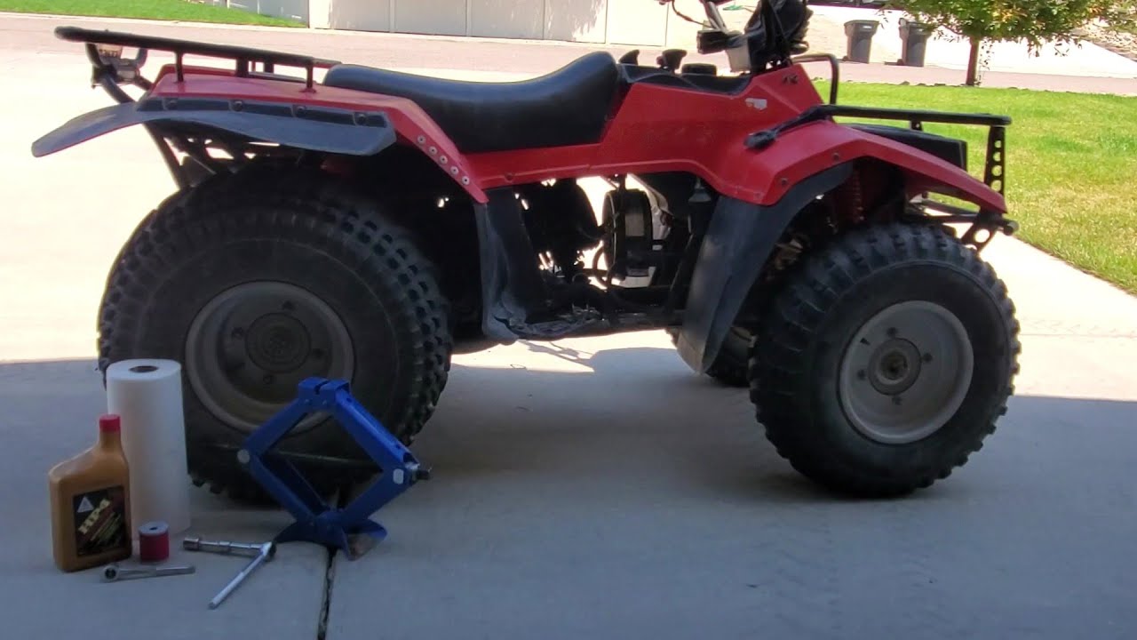 How To Change Oil Filters On Old Suzuki Quads! 1987 LT4wd 250 Quadrunner Oil Filter Change.