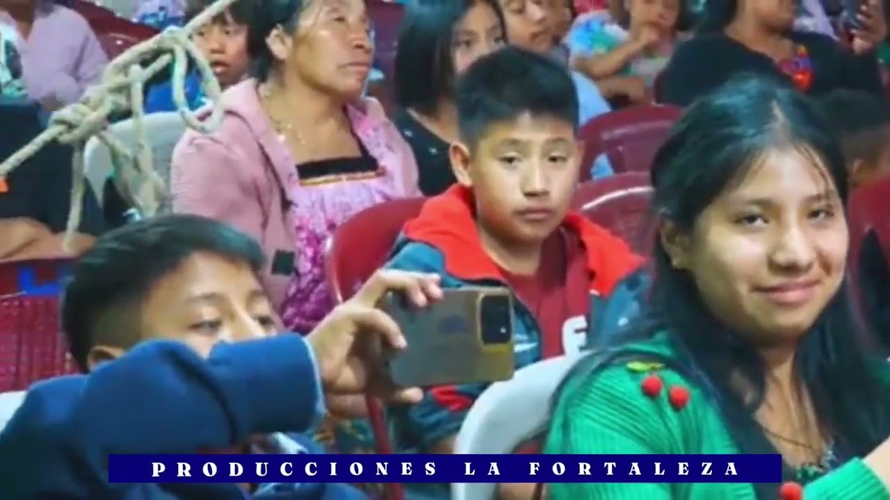 Solista Eva Pérez | cuando salí de mi tierra
