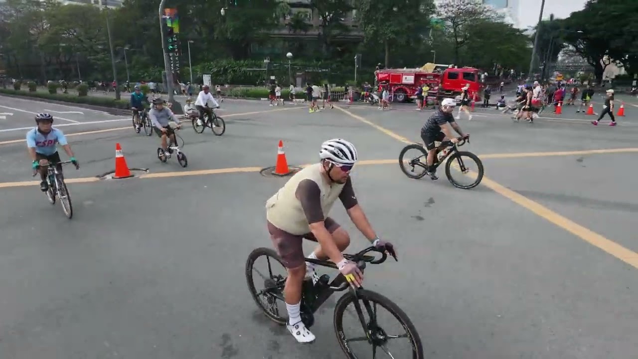 Ayala Car Free Sunday Shot on DJI Neo 2