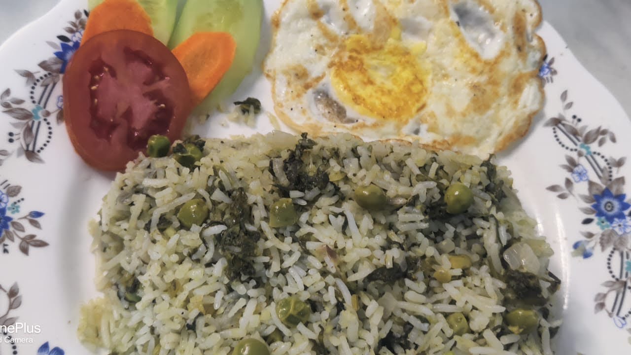 Peas 🫛 palak 🍃rice #healthy #perfectforlunch #khaaskitchenvlogs 