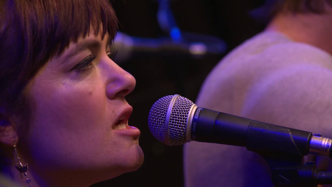 Angus & Julia Stone - Oakwood (101.9 KINK)