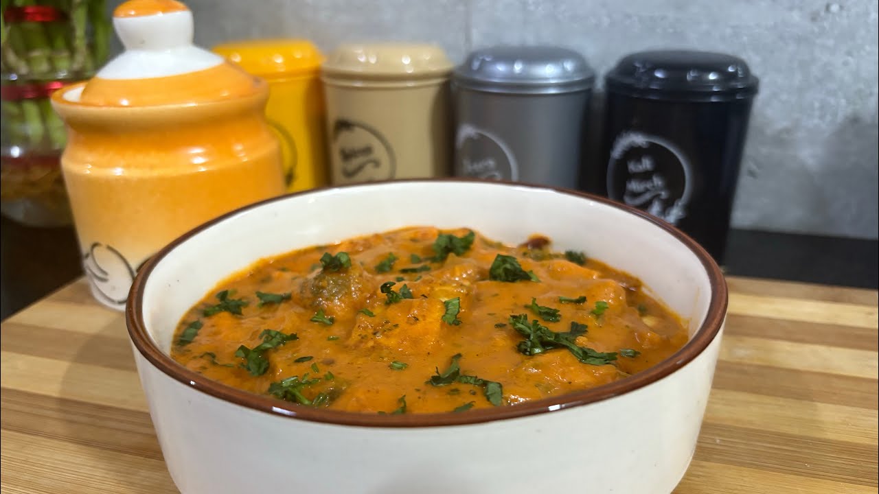 Aaj banayi hai tasty aur simple Paneer Capsicum Masala 😍🧀