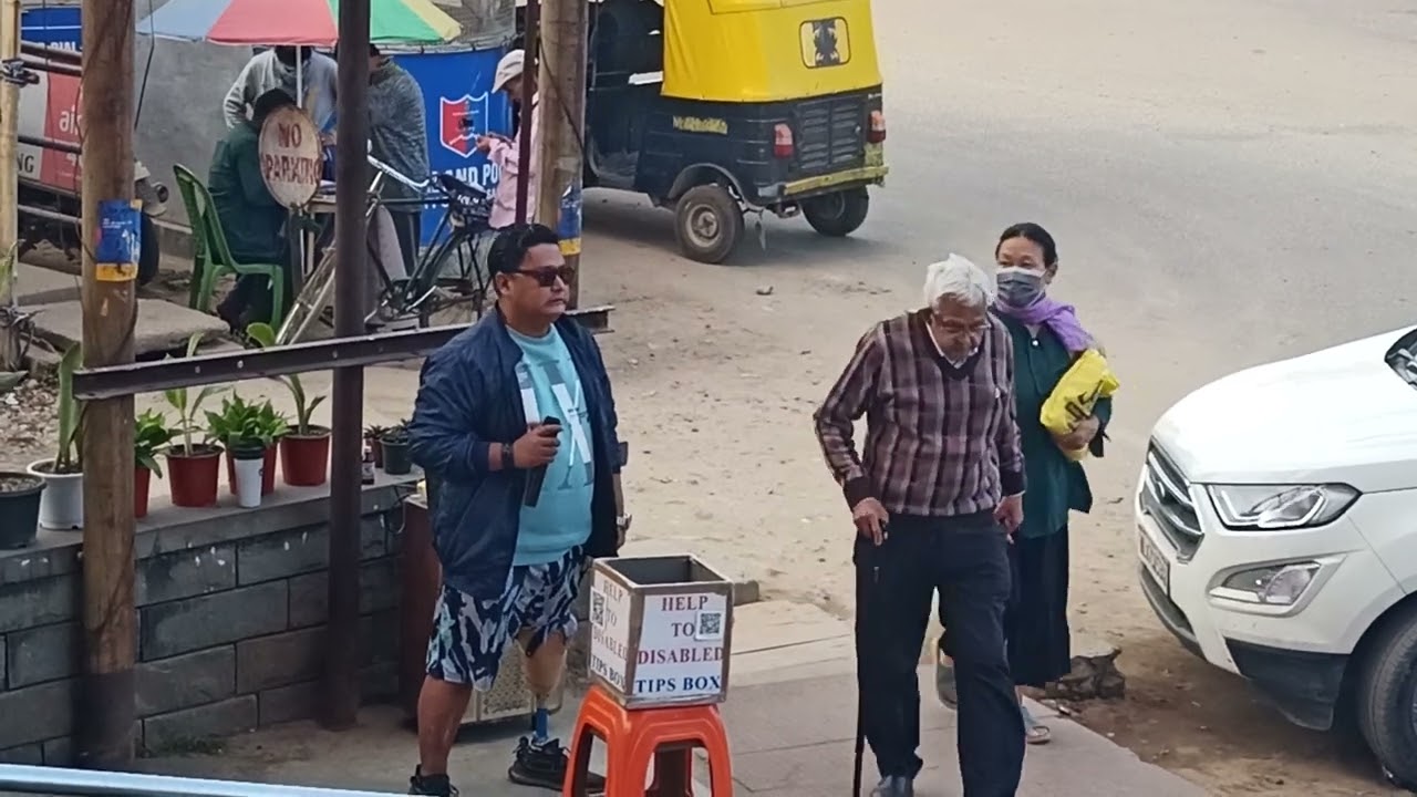 I'm disabled but I'm not a beggar | wonderful singer from Darjeeling singing at City tower Dimapur