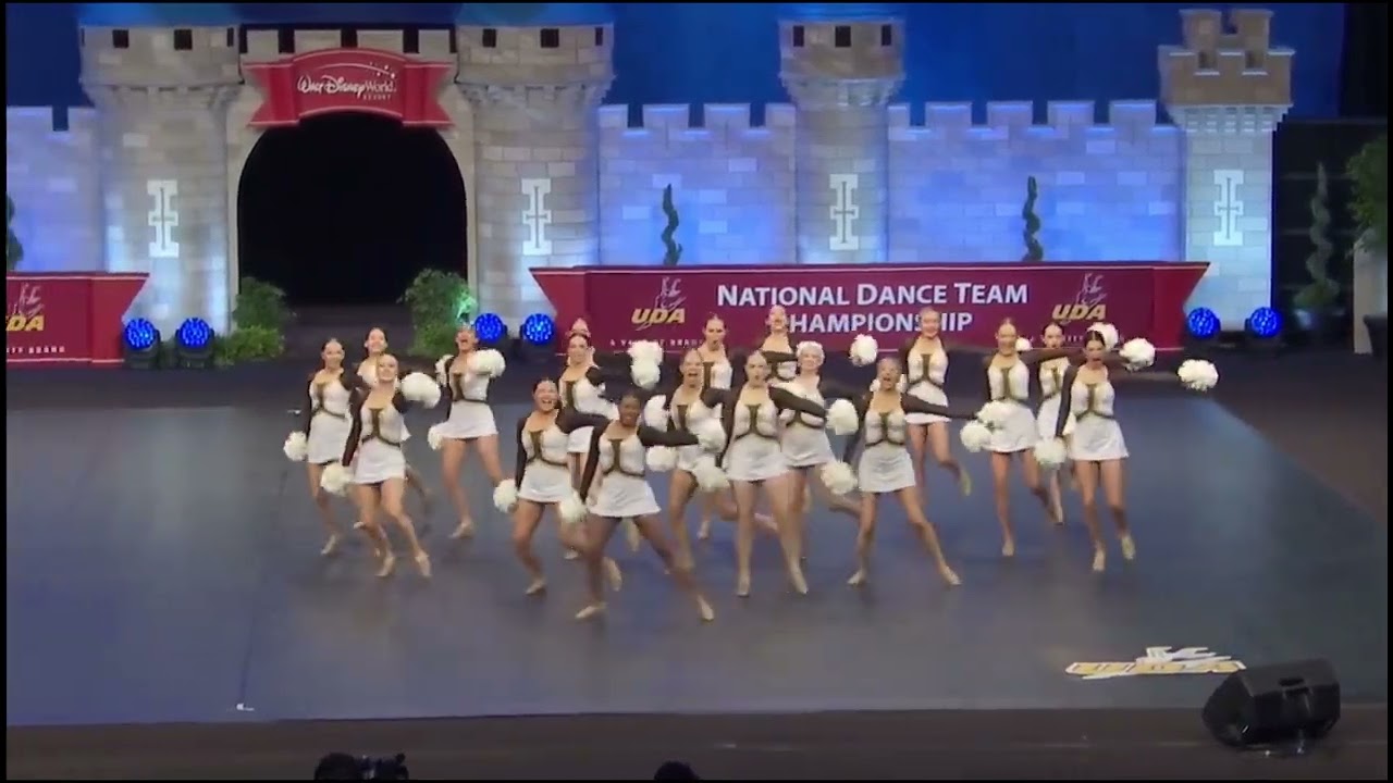 Bentonville High School Large Varsity Pom Finals (2022 UDA National Dance Team Championship)