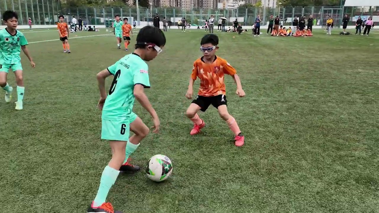 聖誕南青盃 U12 葵青 (綠） Vs 觀塘拾五拾陸 （橙）  2:1 _20251231