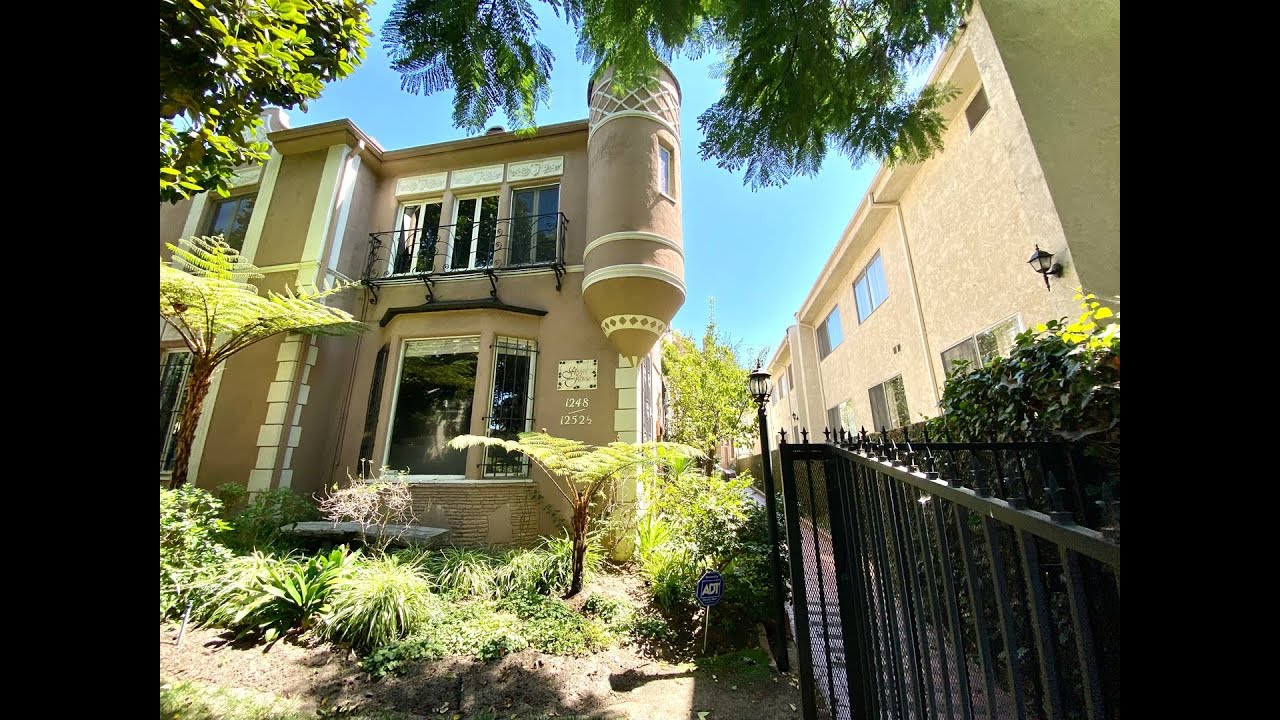 Condo for Rent in West Hollywood 1BR/1BA by Property Managers in West Hollywood