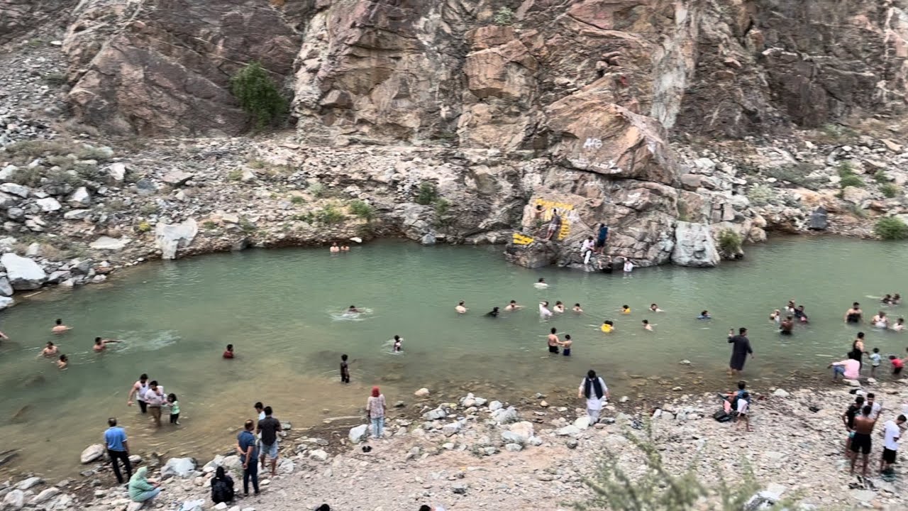 Madha - Territory of Oman inside UAE ??