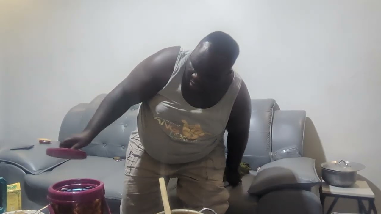 NYAMABONDO AGIYE GUSURA UMUGOREWE 