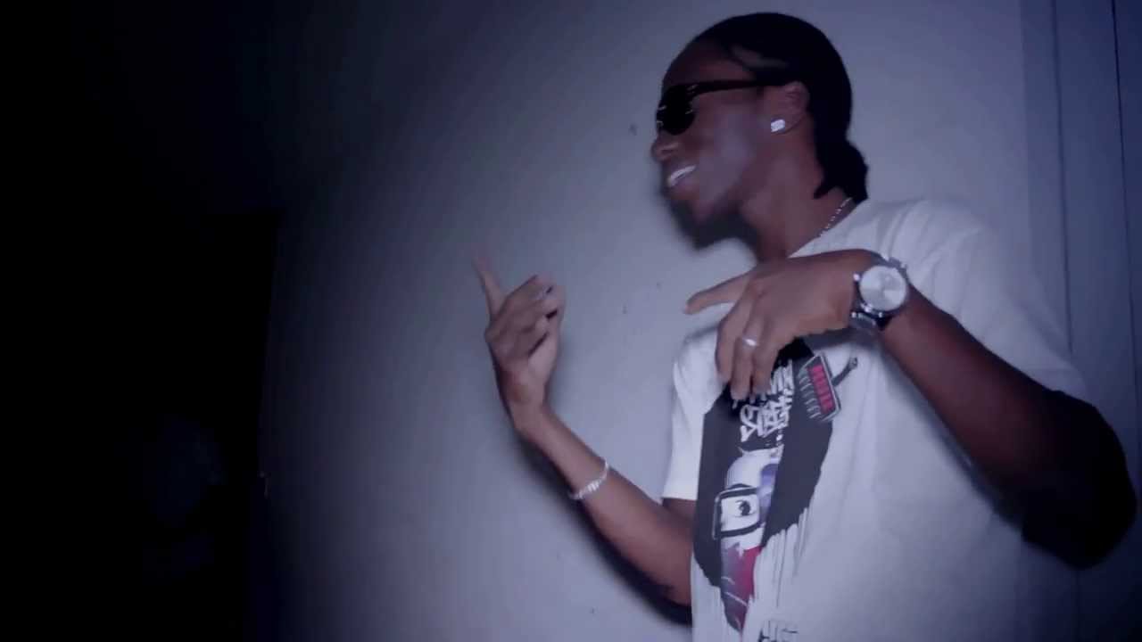 2wizz - Qui m'aiment me suivent [Clip Official HD]