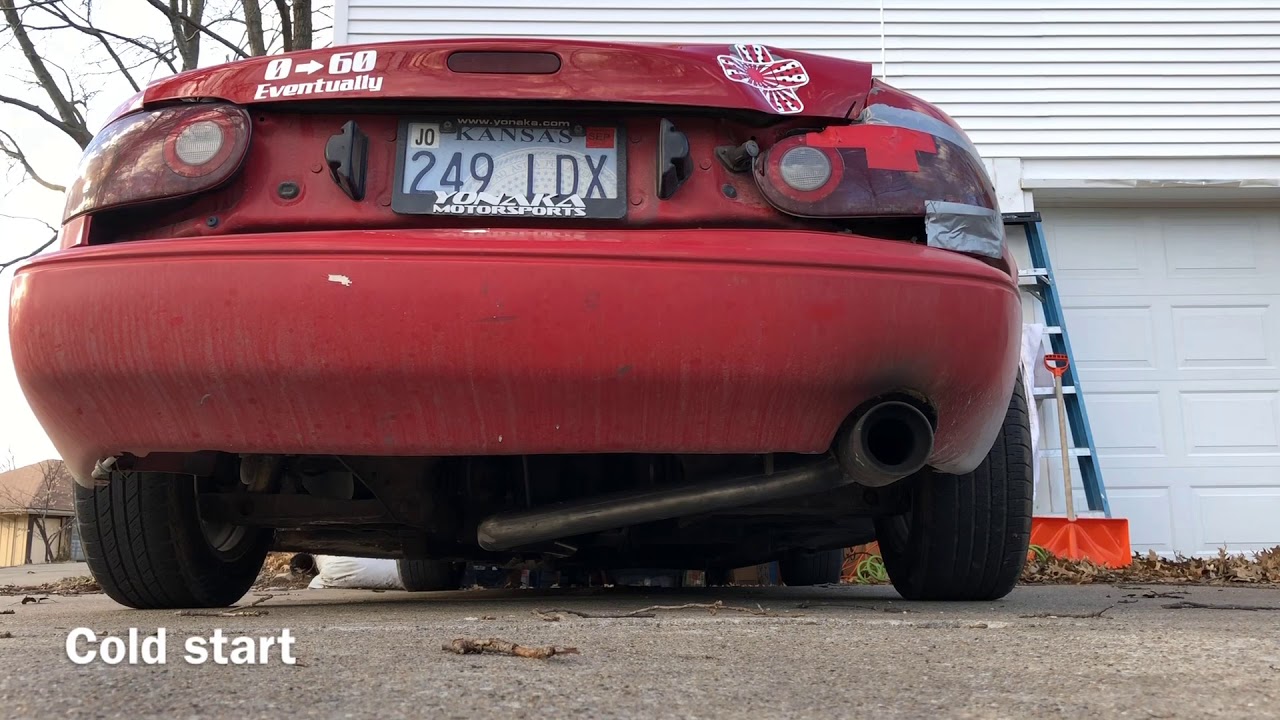 Mazda Miata Straight Pipe Revs & Pulls