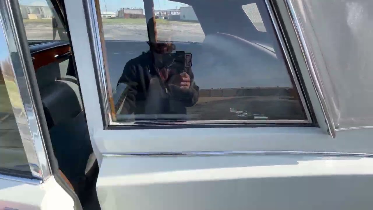 1983 Daimler DS420 Limousine interior