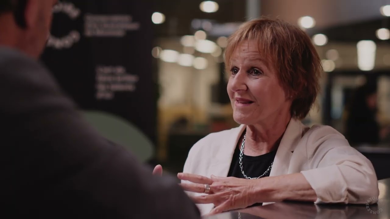 Lorraine Pintal, comédienne, metteure en scène et diplômée du CADM
